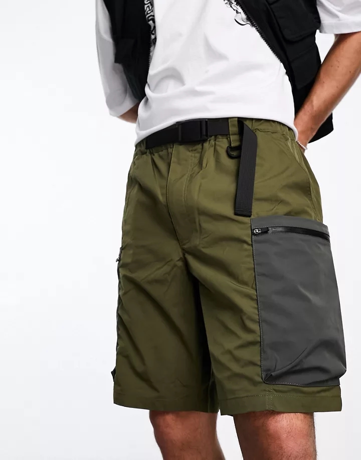 Pantalones cortos verdes sueltos con bolsillos cargo de River Island Verde medio 0f7R8ZyS
