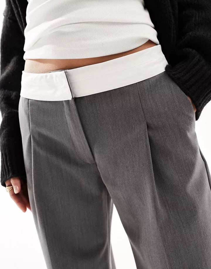 Pantalones grises con cinturilla plegada de Miss Selfridge Petite Gris 0xwgPghY