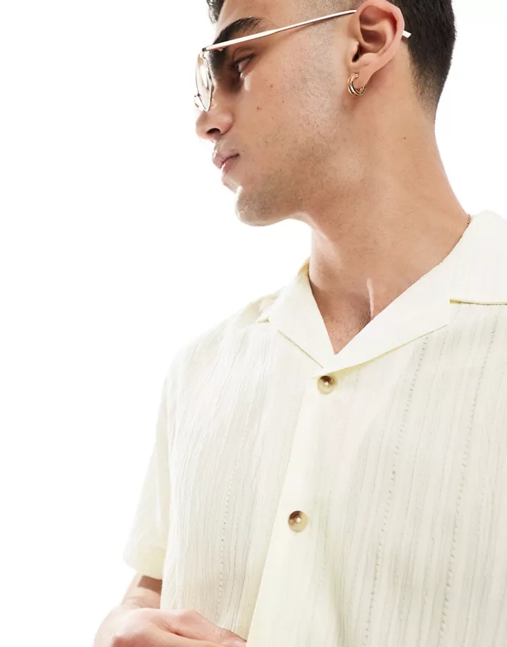 Camisa color crudo holgada con cuello de solapas de tejido rugoso de DESIGN Crudo 1qQGQDob