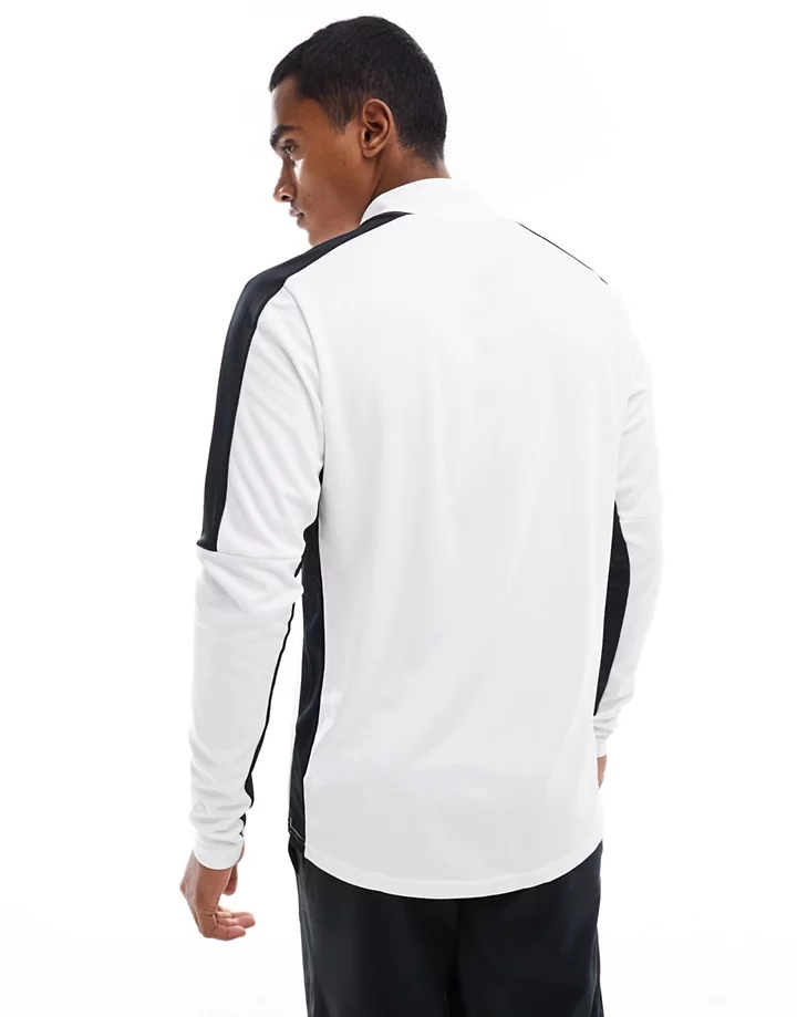 Camiseta blanca con media cremallera y diseño de paneles Dri-FIT Academy de Nike Football Blanco 2myTNJ7T