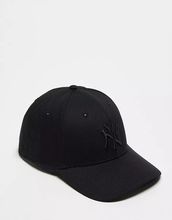 Gorra negra con logo de los NY Yankees de la MLB 9Forty