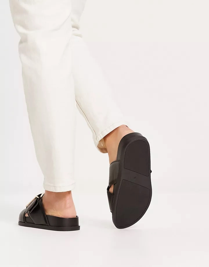 Sandalias negras planas con diseño cruzado en el empeine y hebilla Flash de DESIGN Wide Fit - BLACK Negro 5BUVpiaf