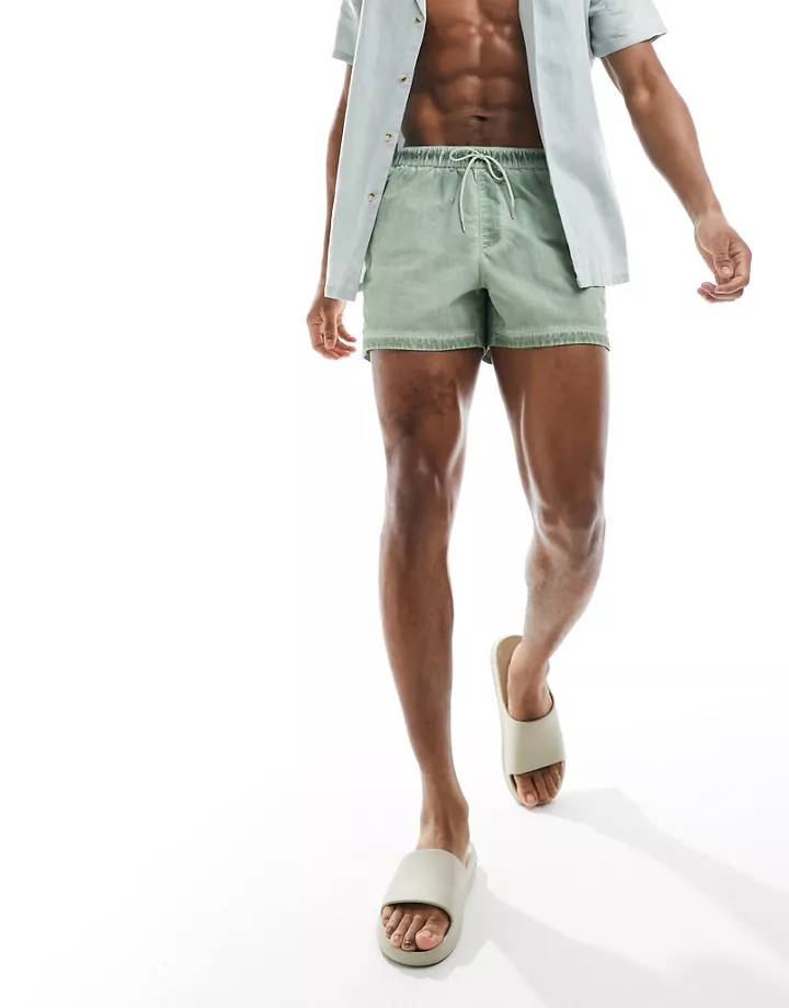 Shorts de baño cortos verdes de DESIGN Verde salvia 6my