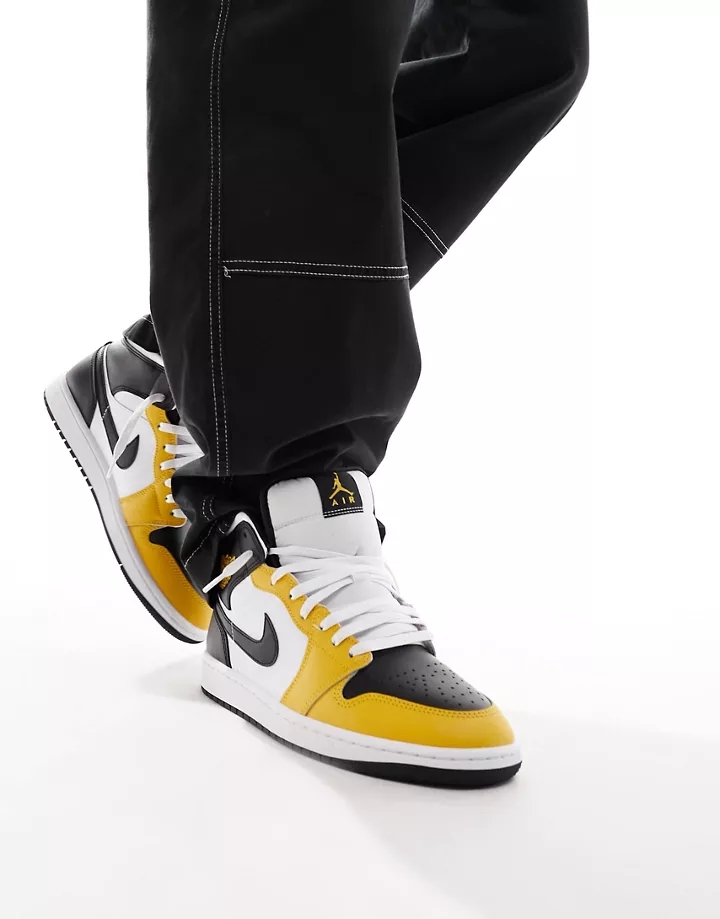 Zapatillas de deporte blancas y amarillas Air Jordan 1 