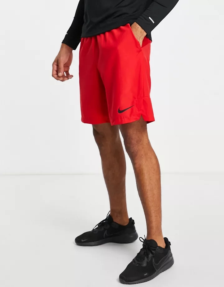 Pantalones cortos rojos Flex Woven Dri-FIT de Nike Trai
