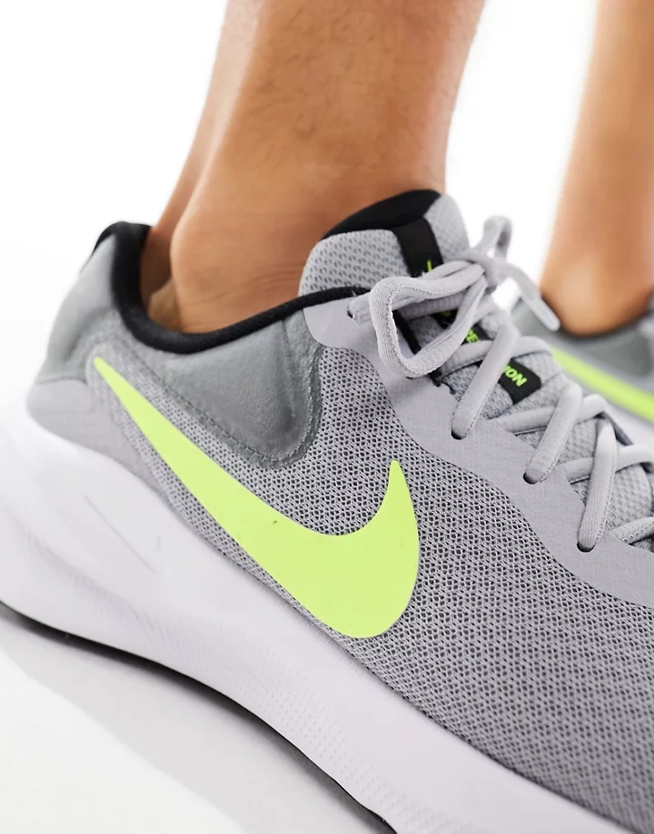Zapatillas de deporte gris y neón Revolution 7 de Nike Gris claro 7lqZRNuS