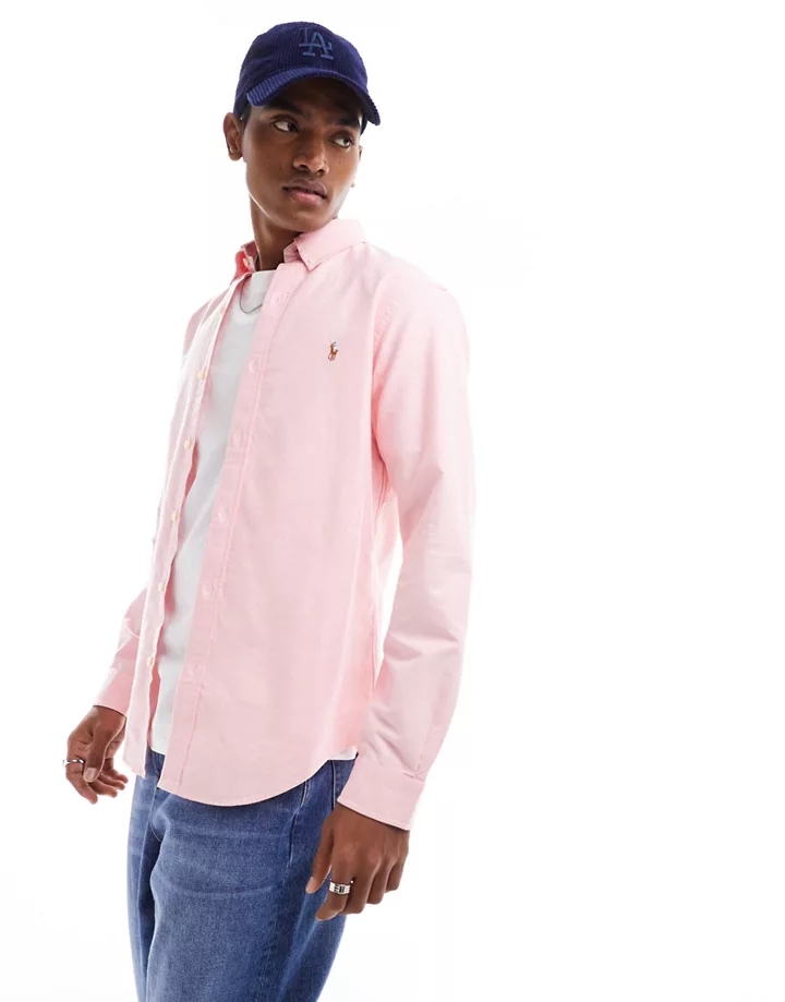 Camisa Oxford de corte slim rosa con botones y logo de 