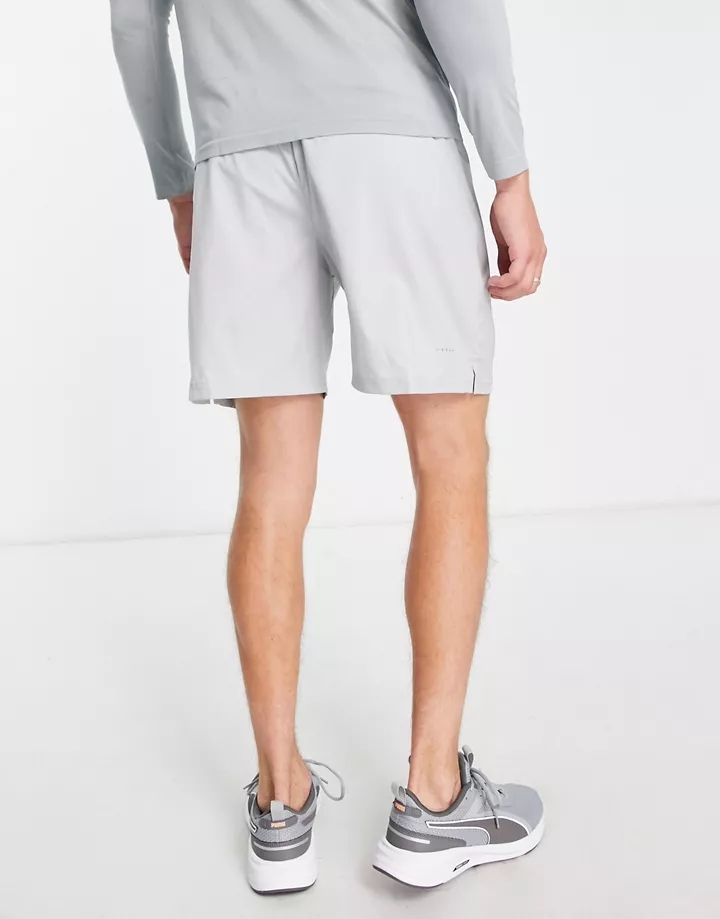 Pantalones cortos grises de 7 pulgadas Favourite de PUMA Running Gris 7xujE5xy
