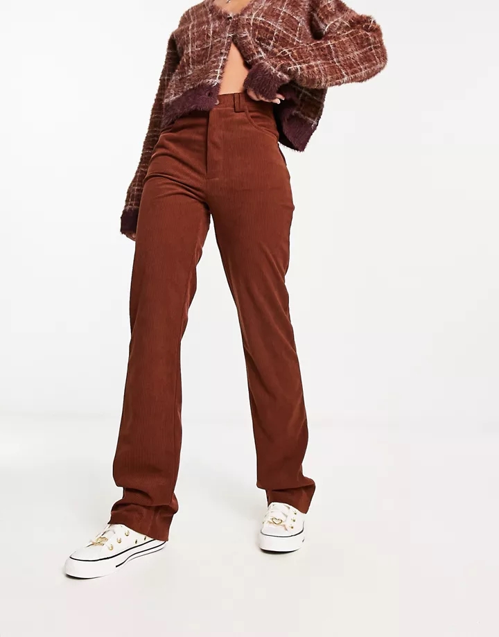 Pantalones marrón chocolate de pernera recta y talle alto de pana de Heartbreak (parte de un conjunto) Marrón oscuro 8aSy6SWK