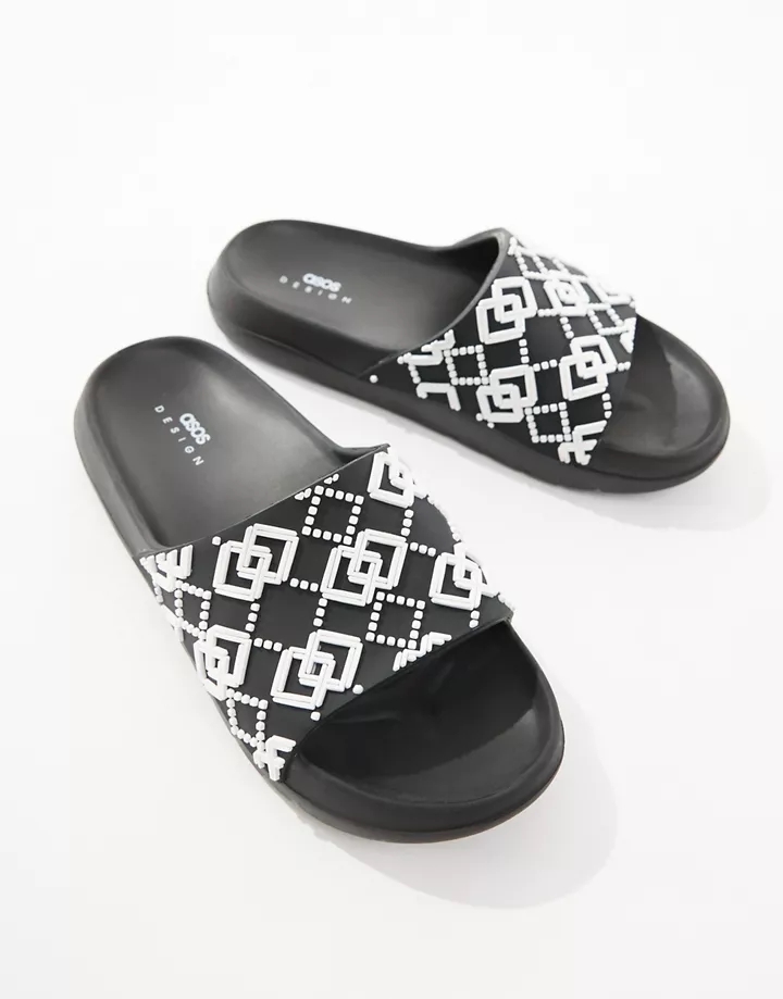 Sandalias negras con suela gruesa y detalle de monograma de DESIGN Negro 8tjqODGA