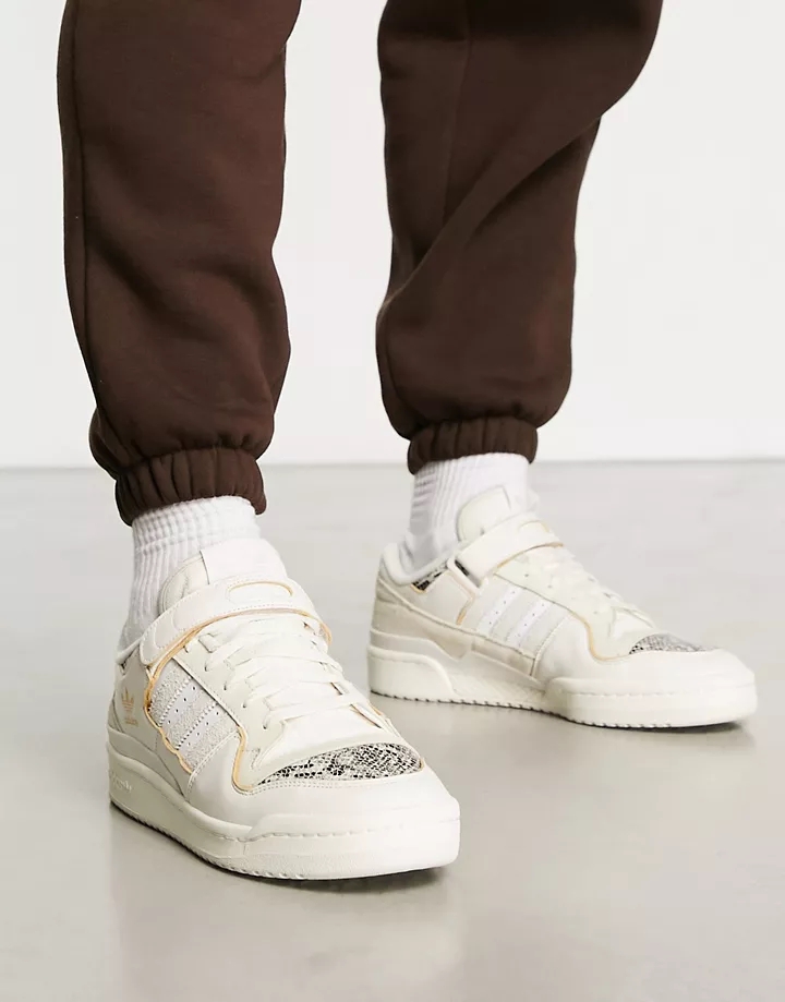 Zapatillas de deporte blancas con detalle de estampado de serpiente Forum 84 Low de adidas Originals Blanco ARPVtyuP