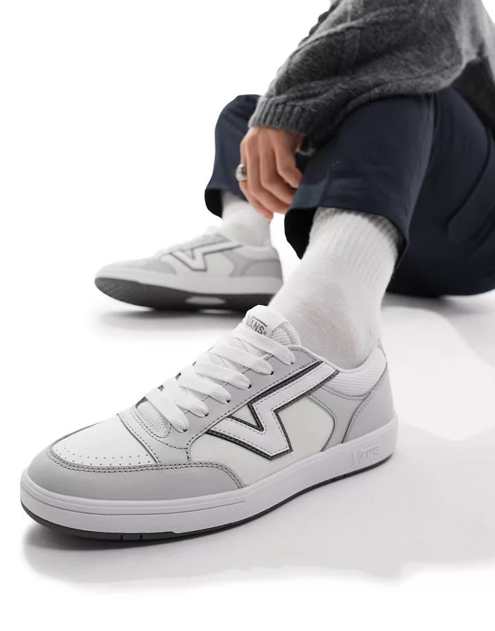 Zapatillas deportivas blancas y grises Lowland de Vans 