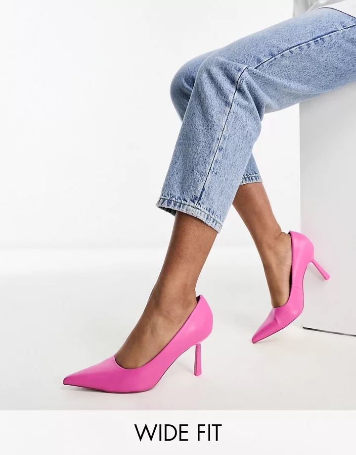 Zapatos de salón rosas con tacón medio Sterling de DESI