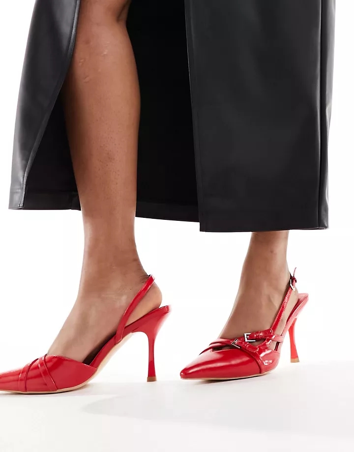 Zapatos rojos de tacón con detalle de tiras delanteras Smoosh de Public Desire Wide Fit Rojo aqi4GJjV