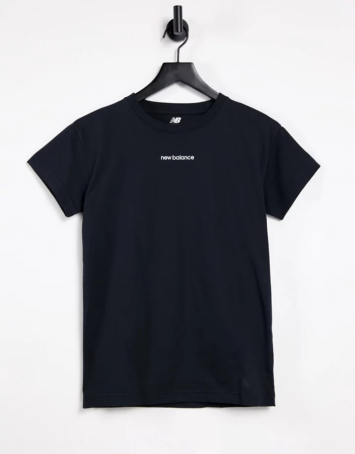 Camiseta negra con cuello redondo y logo pequeño Relentless de New Balance Negro axnuC8fy